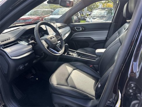 Certified 2025 Jeep Compass Limited image 15
