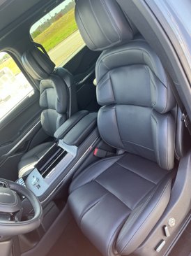 New 2025 Lincoln Navigator Reserve w/ Jet Appearance Package image 8