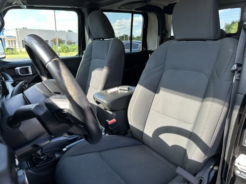 Used 2021 Jeep Gladiator Sport image 13