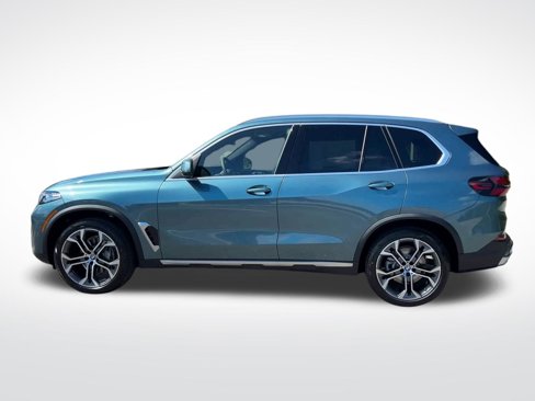 New 2026 BMW X5 xDrive40i w/ Premium Package image 5