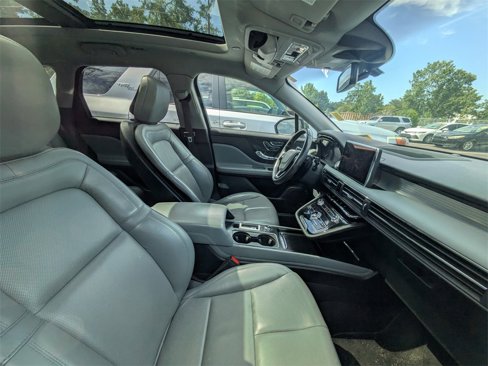 Used 2020 Lincoln Corsair FWD w/ Premium Package image 9