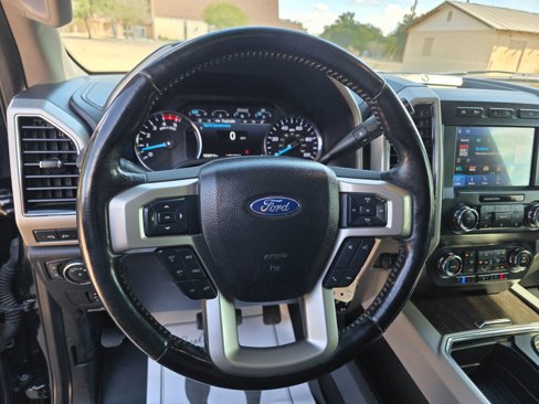 Used 2021 Ford F350 Lariat w/ Chrome Package image 13