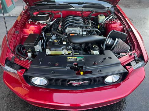 Used 2005 Ford Mustang GT Premium image 33