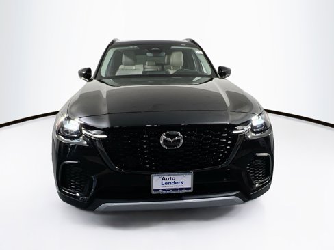 Used 2025 MAZDA CX-70 Plug-In Hybrid w/ Premium Pkg image 2