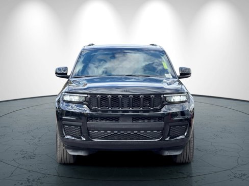 Used 2024 Jeep Grand Cherokee L Laredo image 9