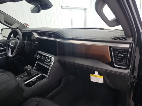 New 2026 GMC Sierra 1500 Denali w/ Denali Reserve Package image 11