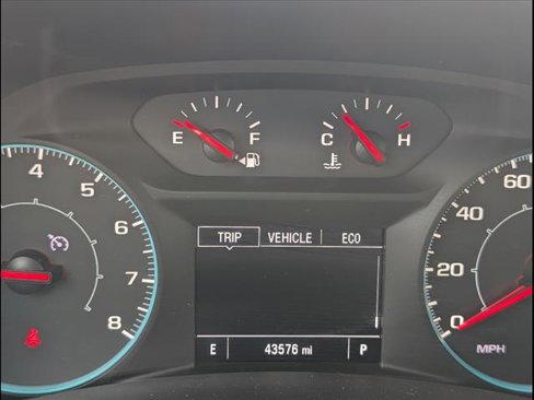Used 2023 Chevrolet Equinox LS image 10