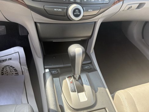 Used 2012 Honda Accord EX-L image 23