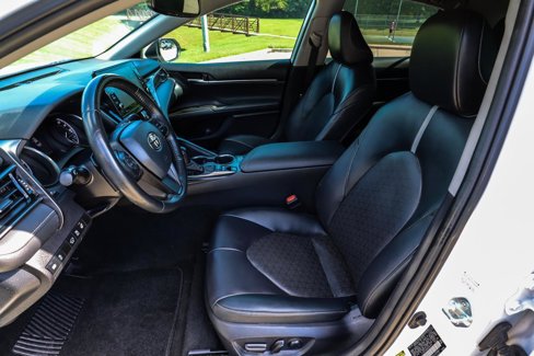 Used 2022 Toyota Camry XSE w/ Cold Weather Package image 39