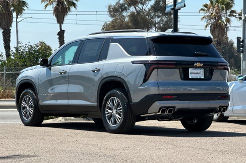 New 2026 Chevrolet Traverse LT w/ Enhanced Driving Package image 6