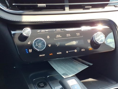New 2026 INFINITI QX60 Luxe w/ Cargo Package image 13