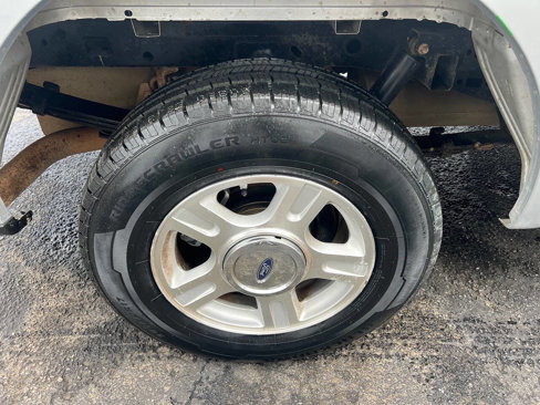 Used 2016 Ford F150 XL w/ Heavy-Duty Payload Package image 11