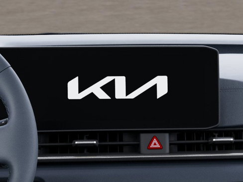 New 2026 Kia Carnival SX image 21