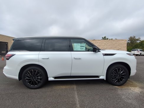 New 2026 INFINITI QX80 Autograph w/ Premium Cargo Package image 3