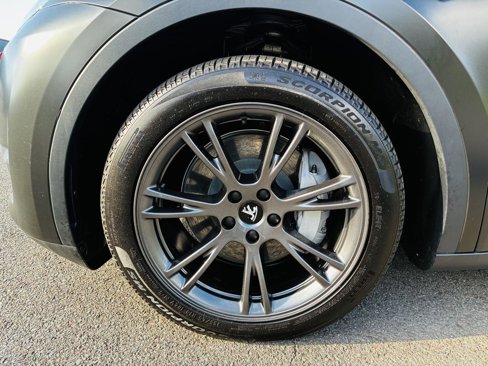 Used 2025 Tesla Model Y Long Range image 44