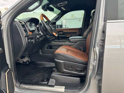Used 2022 RAM 2500 Limited image 10