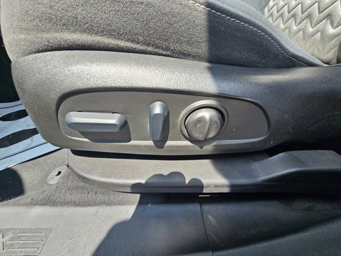Used 2022 Chevrolet Equinox LT image 19