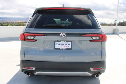 New 2025 Toyota Grand Highlander AWD Hybrid image 4