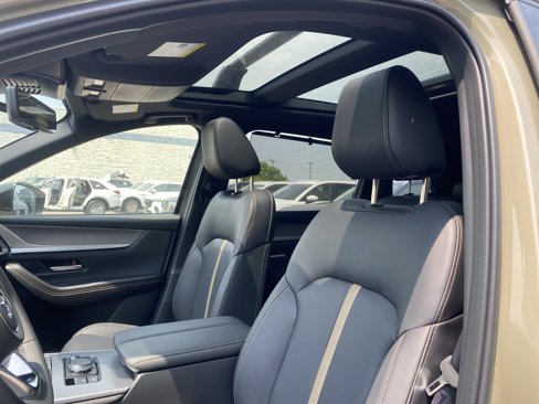 New 2025 MAZDA CX-70 3.3 Turbo w/ Premium Plus Pkg image 15
