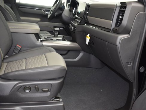 New 2026 Chevrolet Silverado 1500 ZR2 image 20