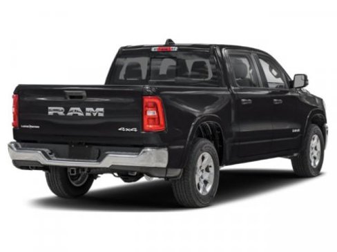New 2025 RAM 1500 4x4 Crew Cab image 4