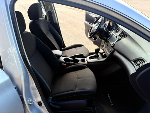 Used 2019 Nissan Sentra S image 9