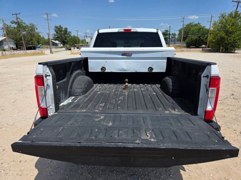 Used 2018 Ford F250 XLT image 23