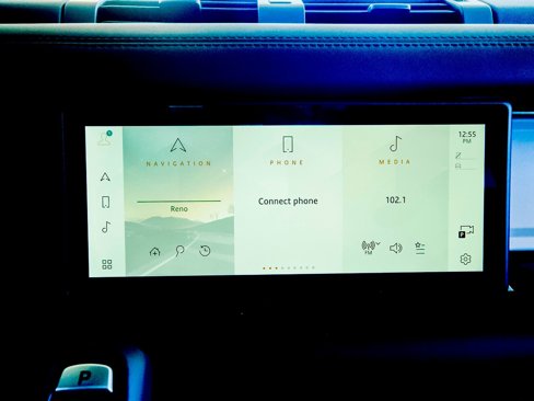 New 2024 Land Rover Defender 90 X-Dynamic SE image 18