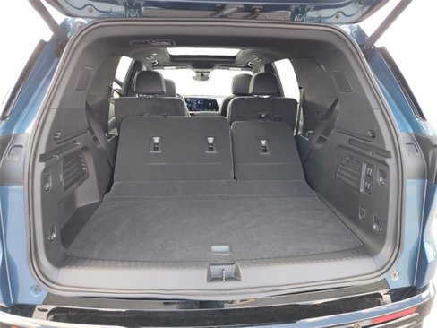 Used 2025 Chevrolet Traverse High Country w/ LPO, Floor Liner Package image 17