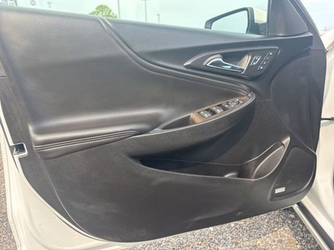 Used 2024 Chevrolet Malibu LT image 38