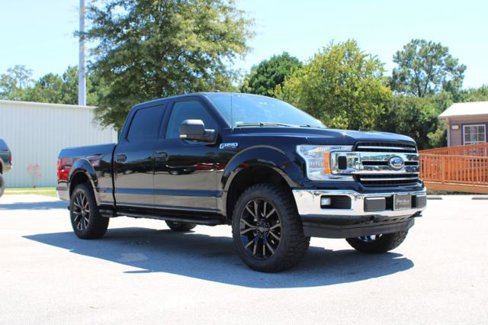 Used 2018 Ford F150 XLT w/ Equipment Group 301A Mid image 3
