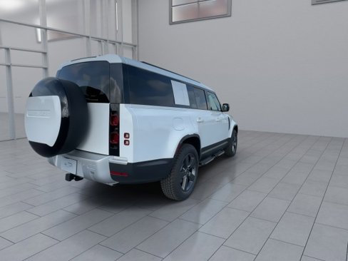New 2025 Land Rover Defender 130 S image 8