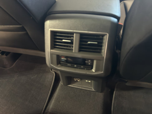 Used 2019 Volkswagen Atlas SEL image 28