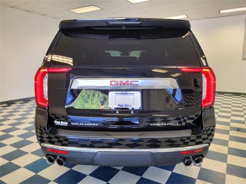 Used 2023 GMC Yukon Denali image 9