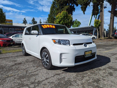 Used 2015 Scion xB image 8