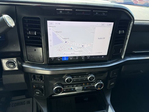 Used 2023 Ford F250 Lariat w/ Sport Appearance Package image 7