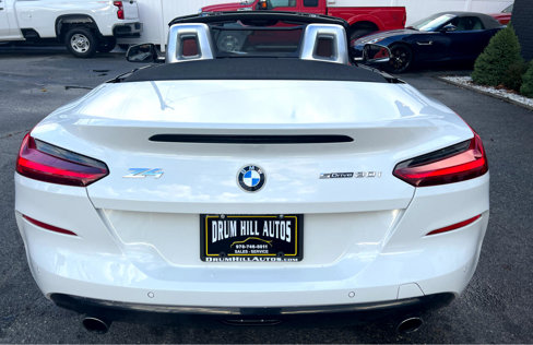 Used 2020 BMW Z4 sDrive30i w/ Premium Package image 9