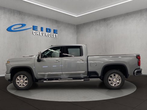 New 2026 Chevrolet Silverado 3500 High Country w/ Technology Package image 6