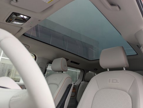 New 2025 Volkswagen ID. Buzz Pro S Plus image 24