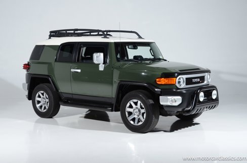Used 2014 Toyota FJ Cruiser 4WD image 1
