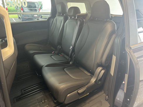 New 2026 Kia Carnival image 16