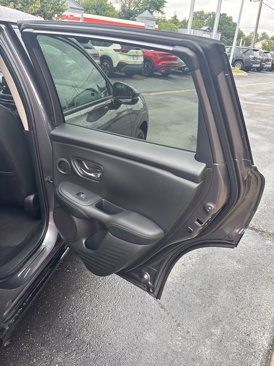 Used 2025 Honda HR-V EX-L image 18