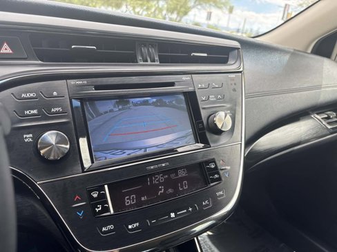 Used 2016 Toyota Avalon Touring image 24