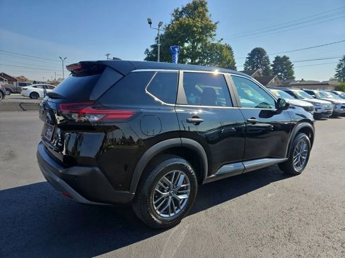 Used 2023 Nissan Rogue S image 7