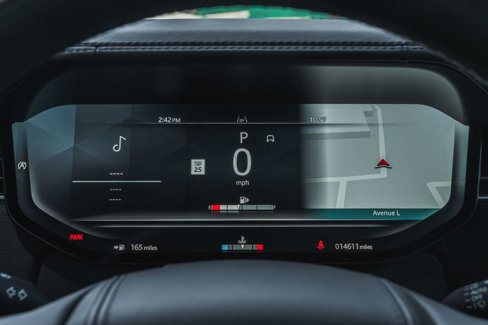 Used 2025 Land Rover Range Rover Long Wheelbase Autobiography image 13