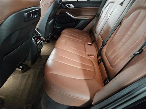 Used 2022 BMW X5 sDrive40i w/ Parking Assistance Package image 18