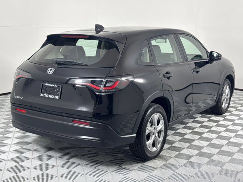 Used 2023 Honda HR-V LX image 5