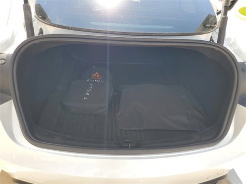 Used 2024 Tesla Model 3 Standard Range image 35