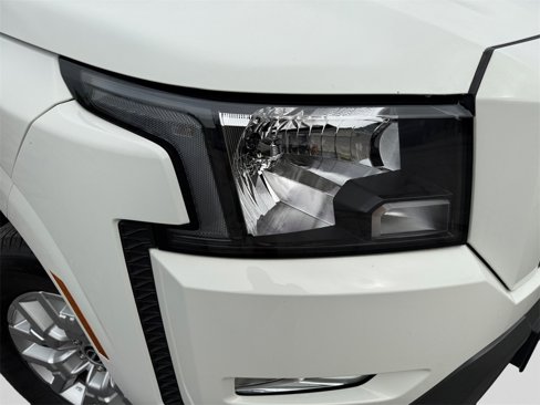 Used 2024 Nissan Frontier SV w/ SV Convenience Package image 21