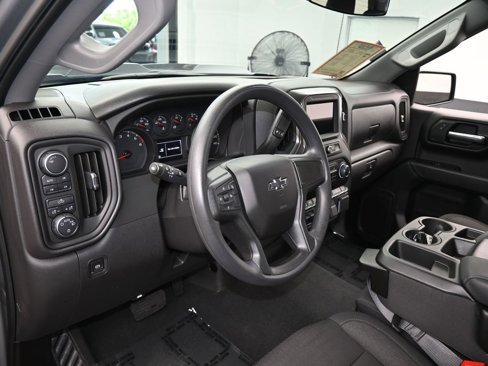 Used 2025 Chevrolet Silverado 1500 Custom Trail Boss w/ LPO, Dark Essentials Package image 10
